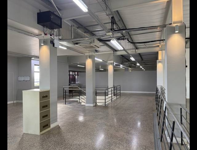 326M² OFFICE TO LET IN UMHLANGA RIDGE